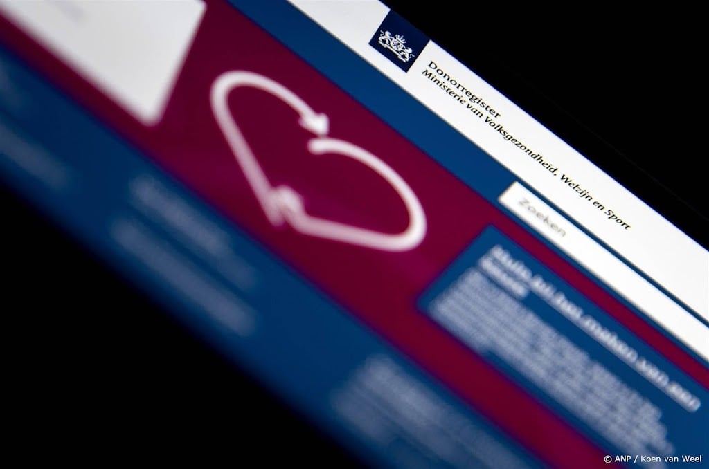 Dijkstra wil dat meer mensen donorregister invullen