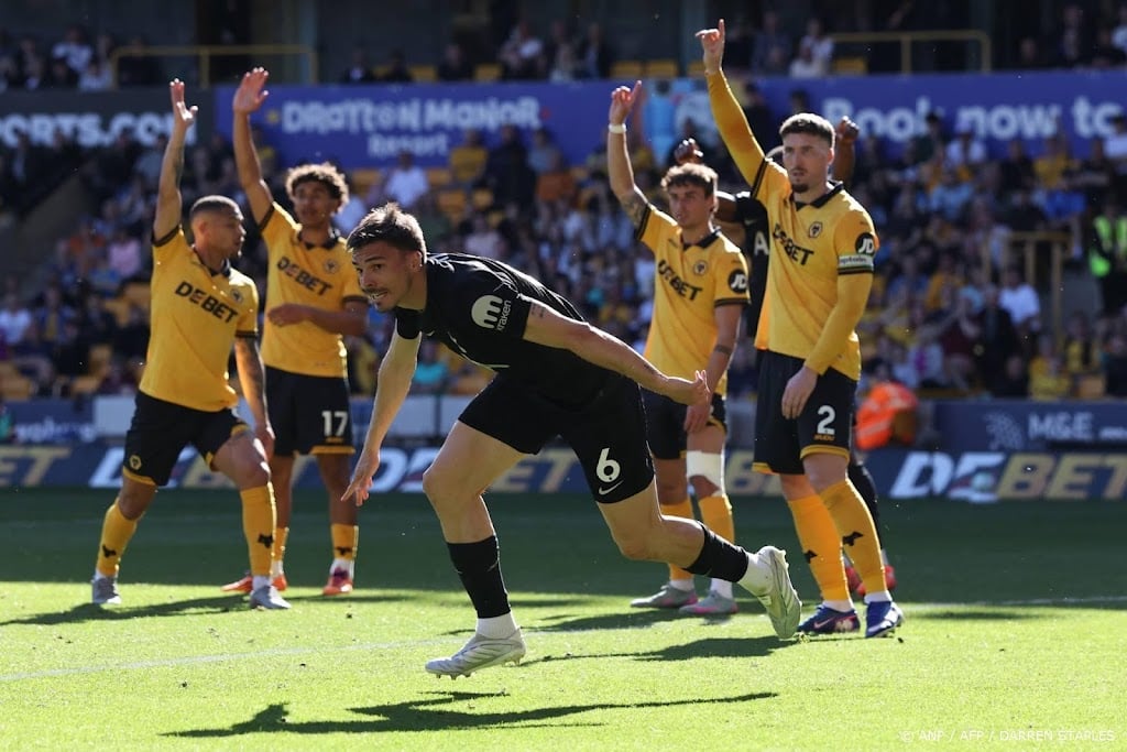 Tottenham blijft ondanks zege bij Wolves in degradatieproblemen