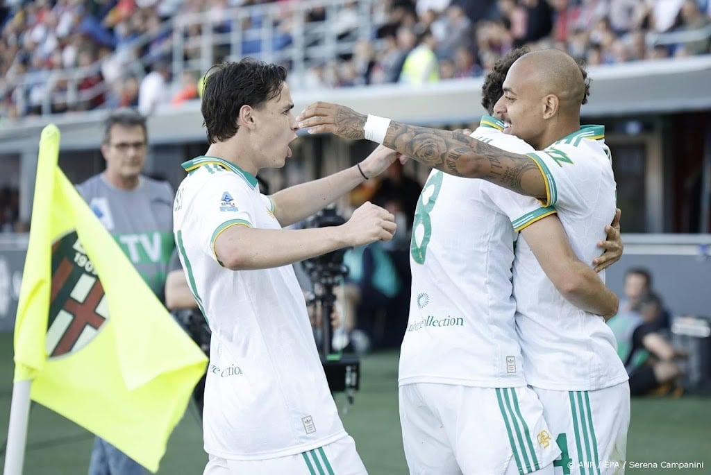 Malen leidt AS Roma naar zege op Bologna