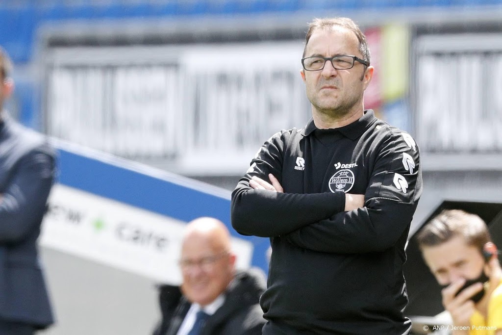 Trainer Petrovic na handhaving in Eredivisie weg bij Willem II