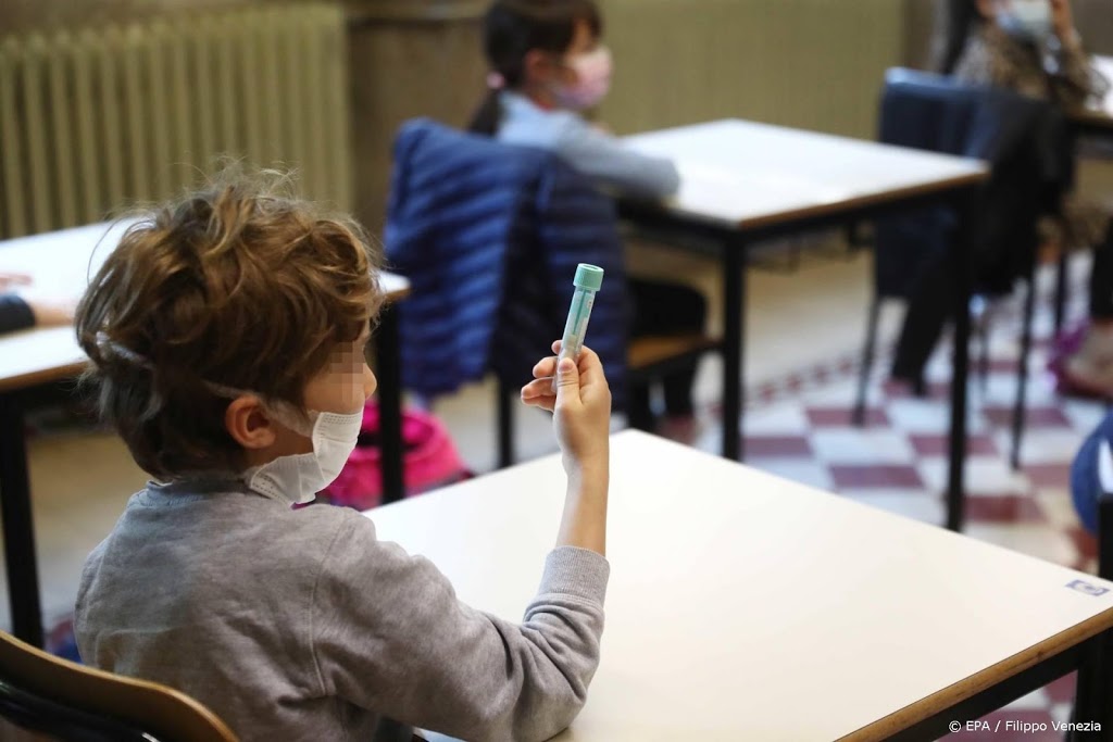 ‘OMT stelt onhaalbare voorwaarde aan openen voortgezet onderwijs’