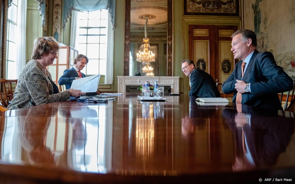 Informateur Hamer spreekt leiders zeven partijen