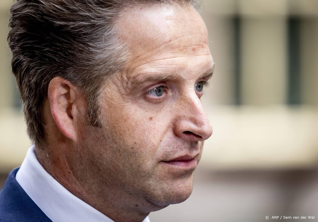 De Jonge: het was ongelukkig om cultuur niet-essentieel te noemen