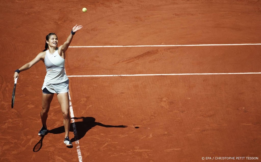 US Open-kampioene Raducanu uitgeschakeld op Roland Garros