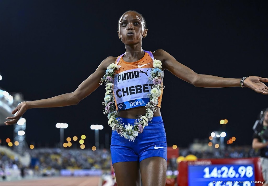 Keniaanse Chebet loopt wereldrecord op 10.000 meter