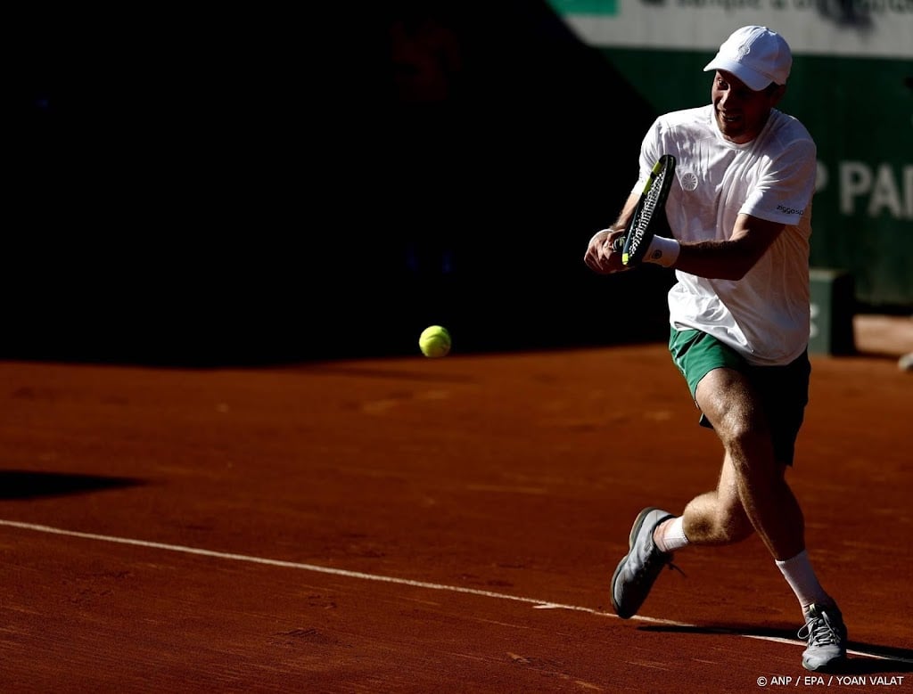 Tennisser Van de Zandschulp uitgeschakeld op Roland Garros