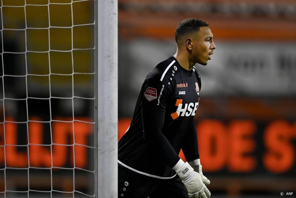 Ajax haalt met Roggeveen nog een doelman