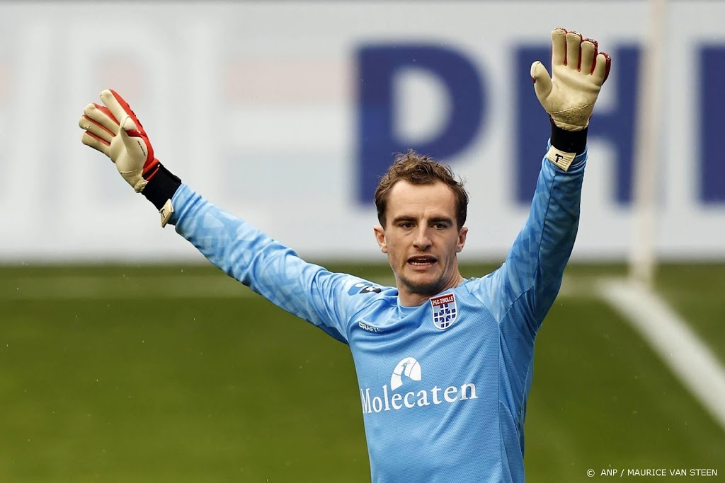 Keeper Mous van PEC Zwolle naar Heerenveen