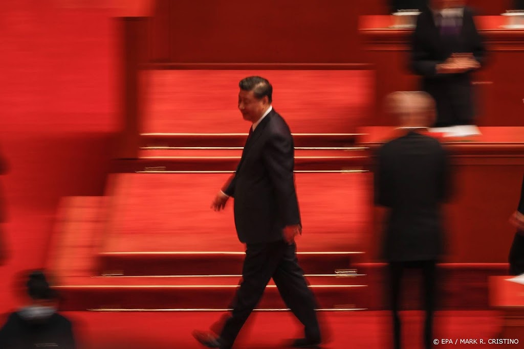 President Xi bezoekt Hongkong voor 25-jarig jubileum overdracht
