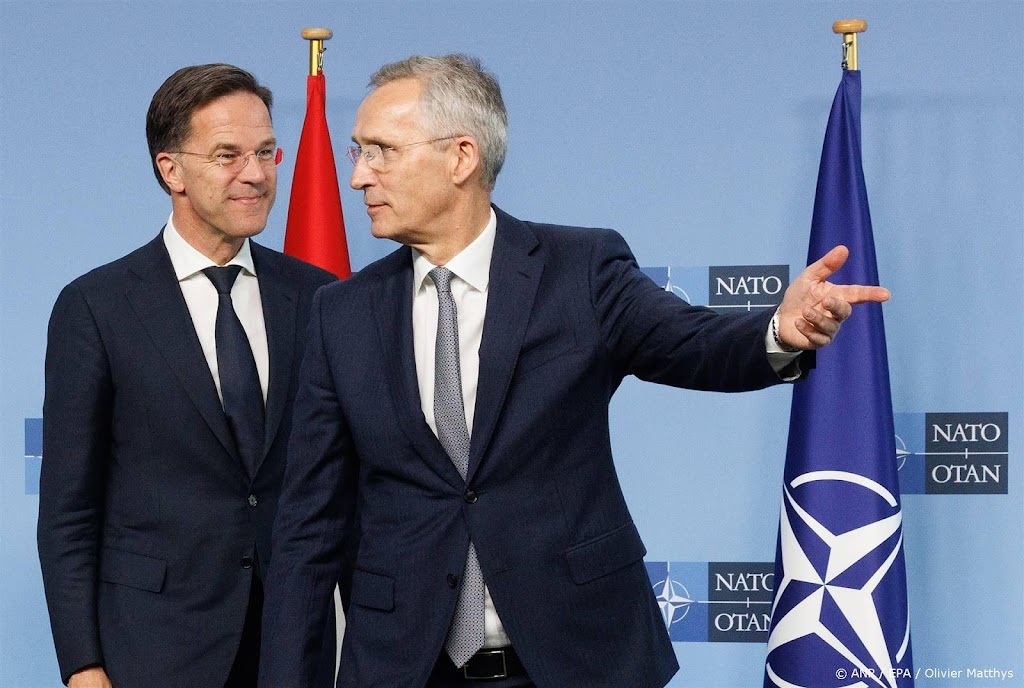 Rutte meldde beschikbaarheid NAVO in september achter schermen