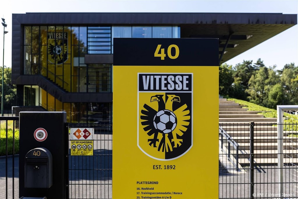 VWS: intrekken licentie Vitesse 'vervelend' voor fans