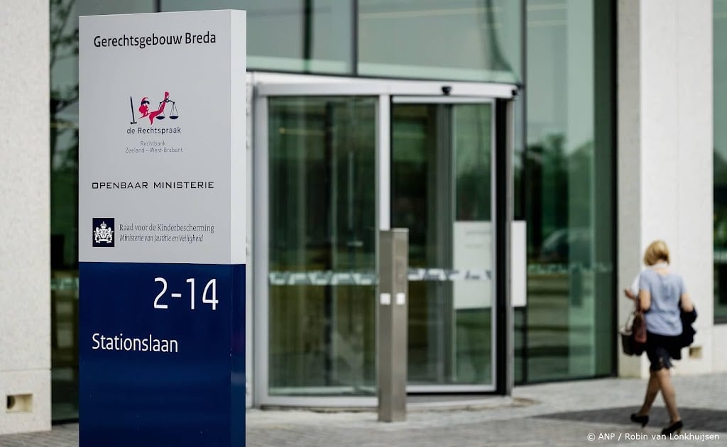 Zittingen van rechtszaken in provincies met code rood geschrapt