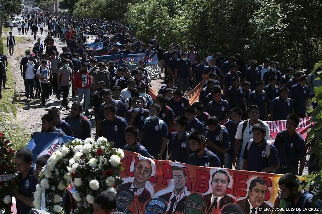 Onderzoekers studentenmoord Mexico gefrustreerd en stoppen ermee
