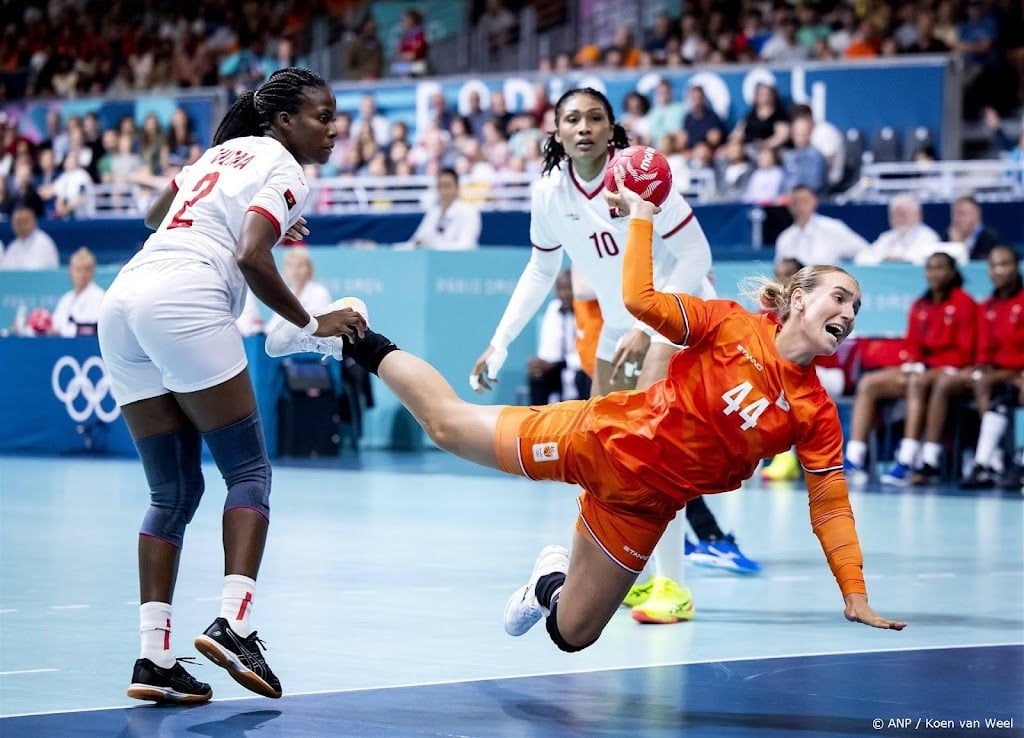 Handbalsters openen olympisch toernooi met zege op Angola: 34-31