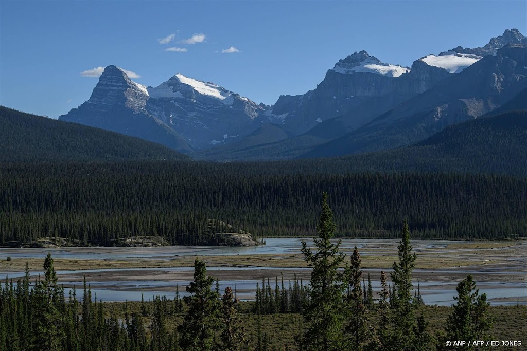 Reisbureau: Nederlanders weg uit nationaal park Canada om branden