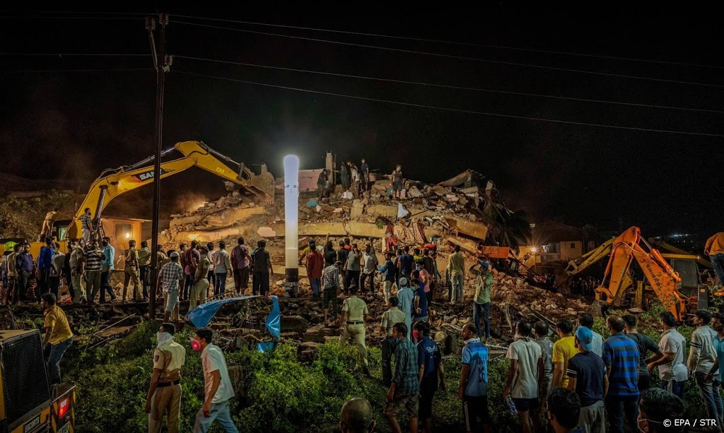 Dodental ingestorte flat in India loopt op