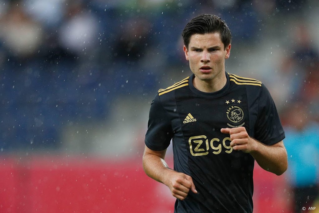 Drie spelers voor het eerst opgeroepen voor selectie Jong Oranje