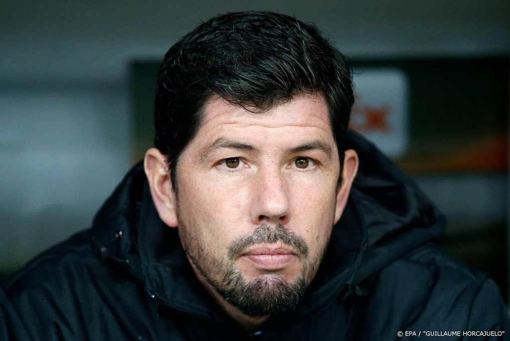 Coach Erwin van de Looi tijdelijk naar Oranje