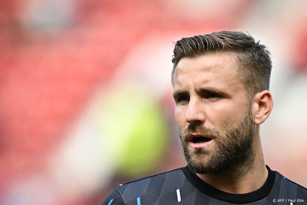 Manchester United aantal weken zonder verdediger Shaw