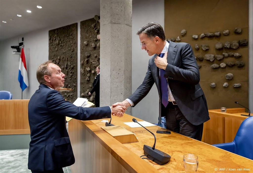 Rutte eert stoppende SGP'er Van der Staaij: hij zal gemist worden