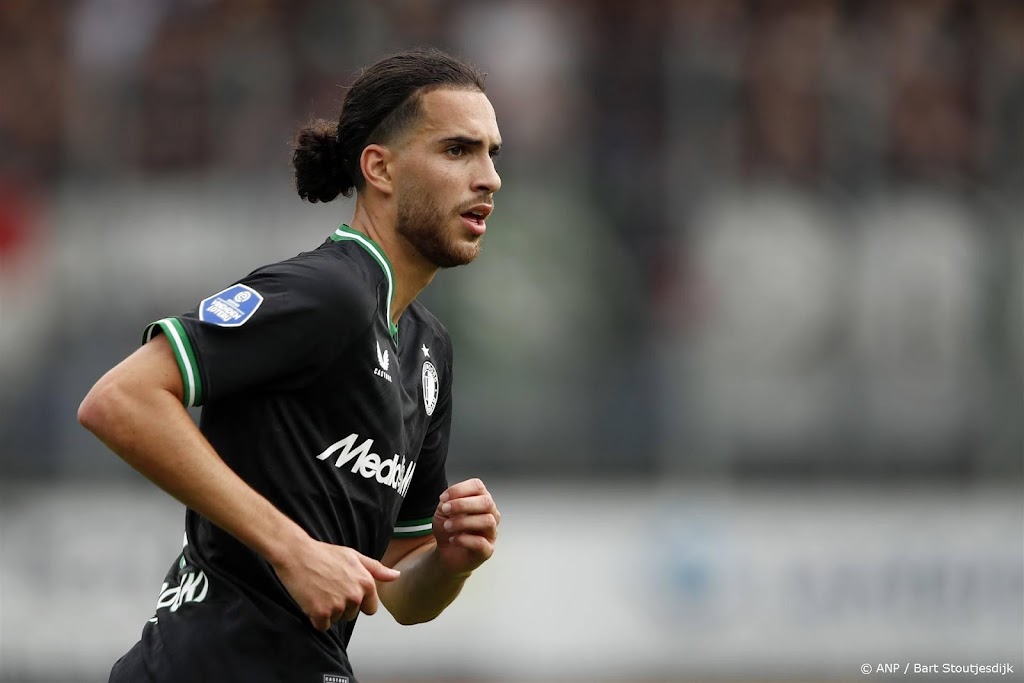 Feyenoord mist geschorste Zerrouki tegen Ajax 