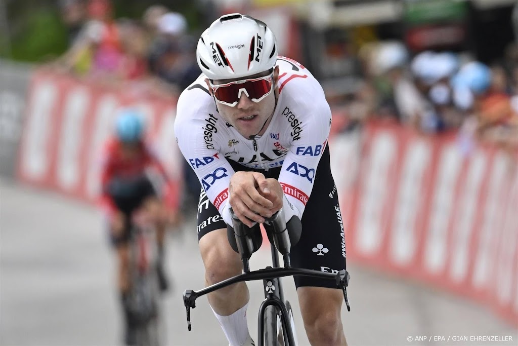 Zwitserse wielrenner Hirschi wint Bretagne Classic
