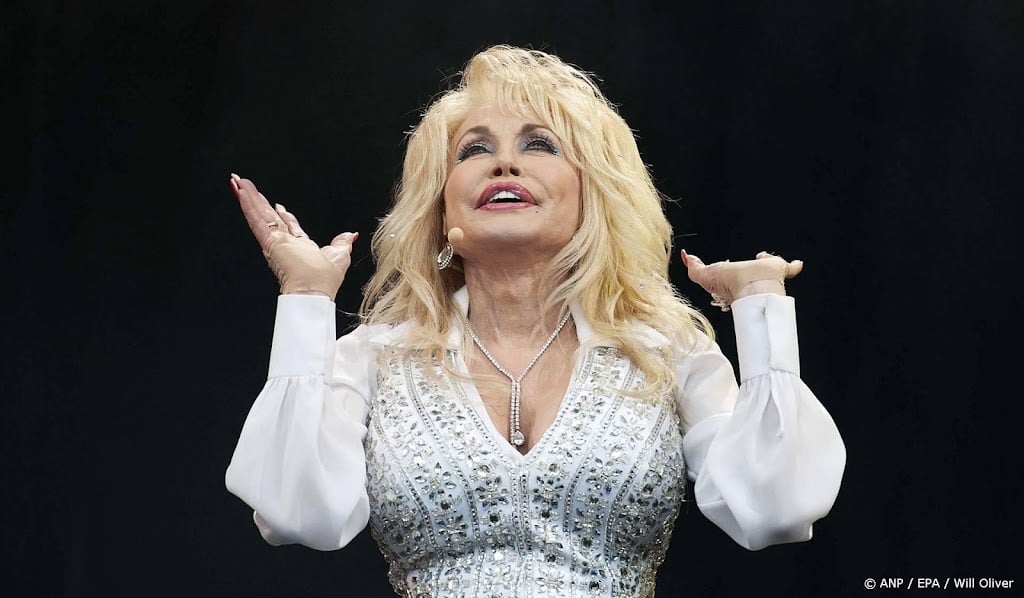 Sterren rouwen om overlijden Dolly Parton