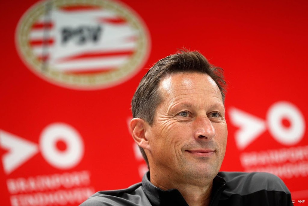 PSV-coach Schmidt: kunstgras is in voordeel Heracles