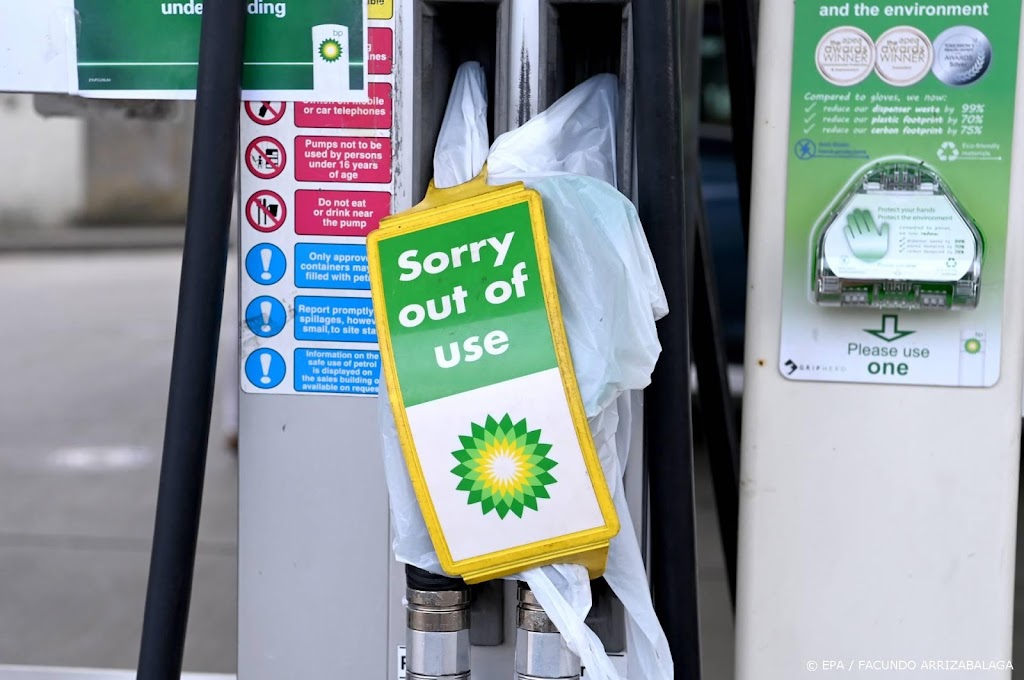 Benzinetekorten aan Britse pompen lopen op