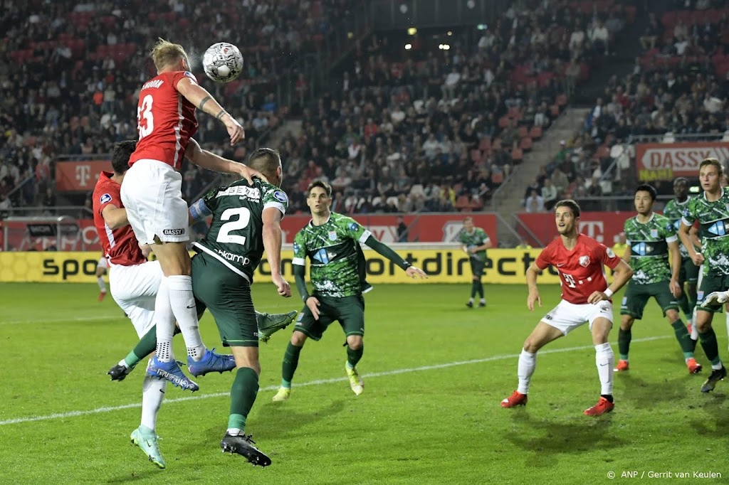 FC Utrecht klopt PEC Zwolle met ruime cijfers