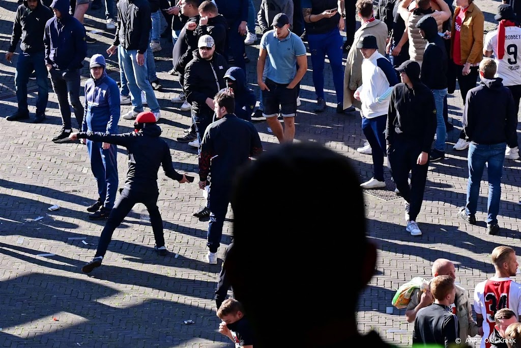 In totaal vijftien aanhoudingen bij Ajax - Feyenoord