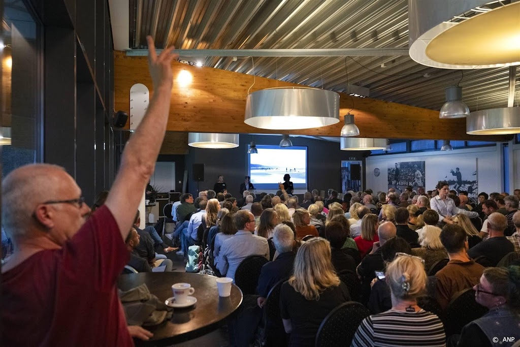 Ruim 38.000 handtekeningen voor sluiting delen Tata Steel