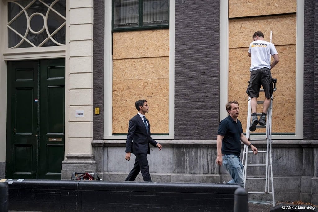 Jetten spreekt dank uit voor steun na aanval op partijkantoor