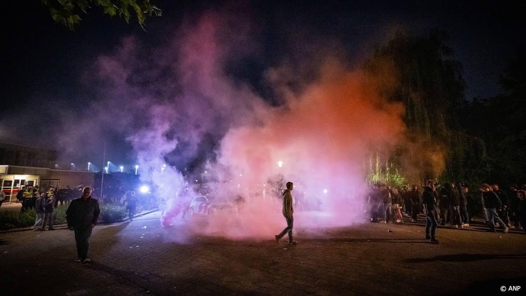 Tien relschoppers worden vrijdag in Kesteren verhoord