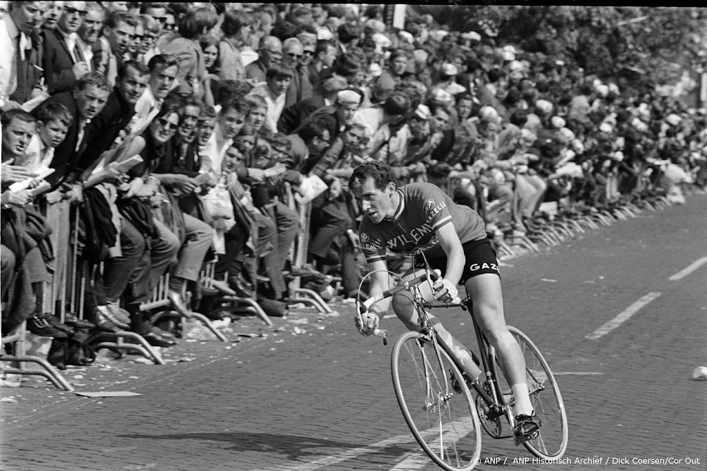 Oud-wielrenner Rini Wagtmans (79) overleden 