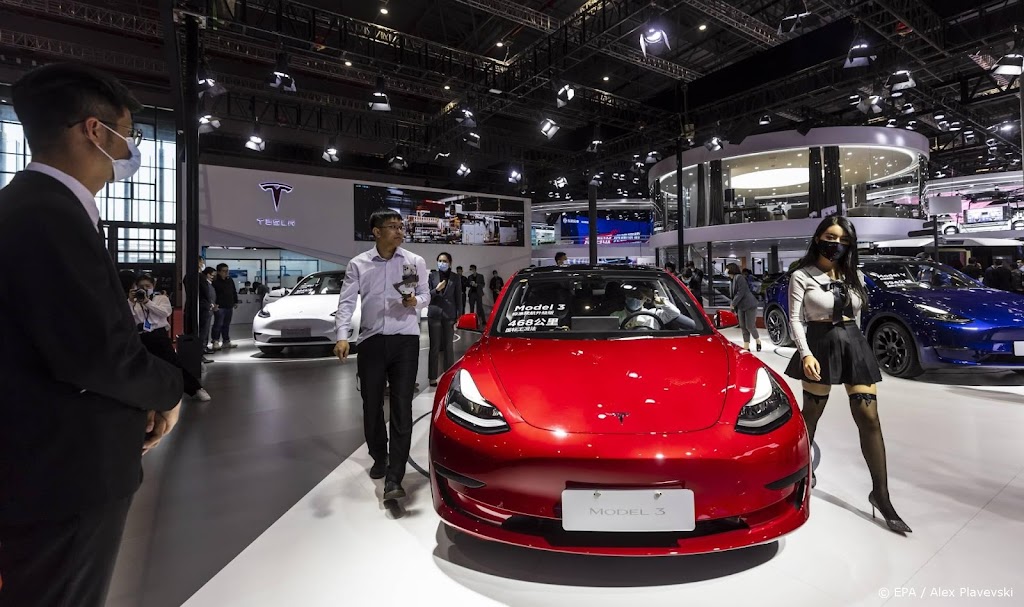 Bloomberg: autoverhuurder Hertz bestelt 100.000 Tesla's 