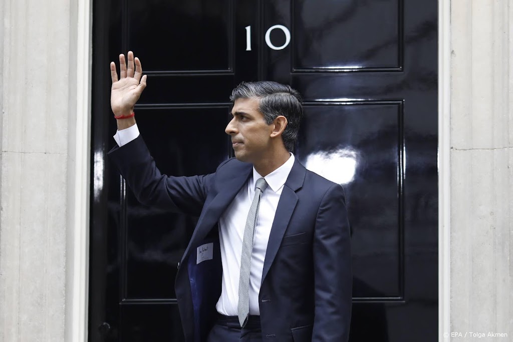 Britse premier Sunak zet bekende namen op sleutelposities