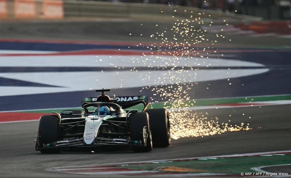 Russell snelste in eerste training Mexico, motorpech Verstappen