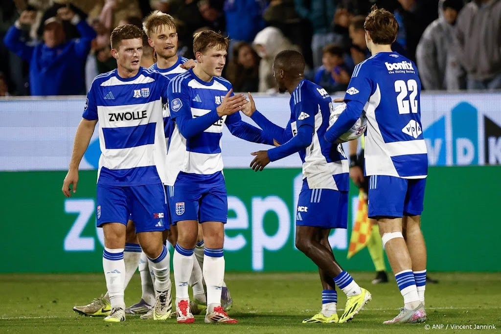 PEC Zwolle en NEC spelen gelijk: 2-2