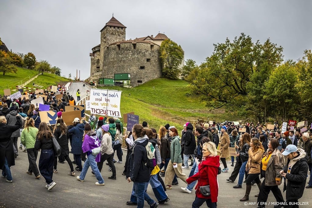 Liechtensteiners protesteren tegen abortusveto erfprins Alois