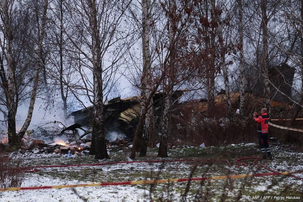 Dode en gewonden bij crash vrachtvliegtuig bij landing in Vilnius