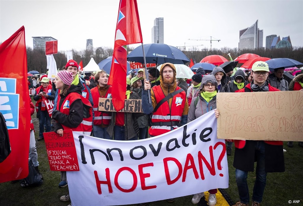 Studentenvakbond bij protest: studenten slapen nu al in tenten