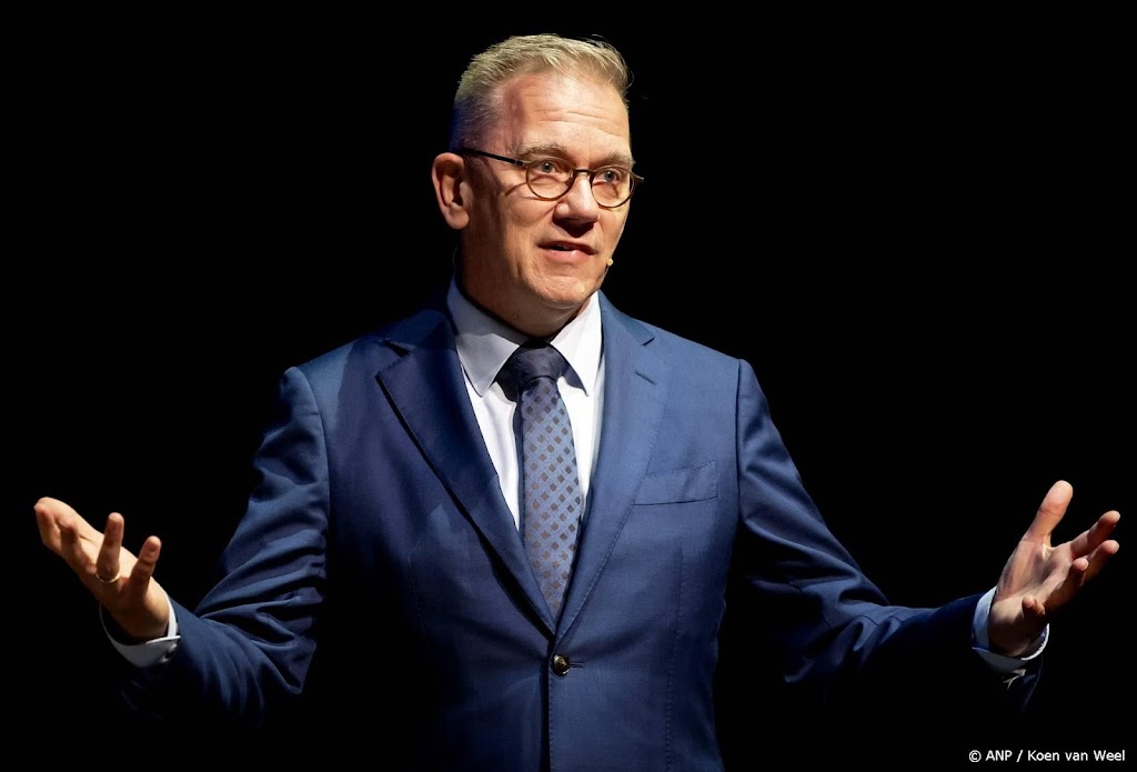 Bruins begrijpt protest, maar: bezuinigingen blijven staan