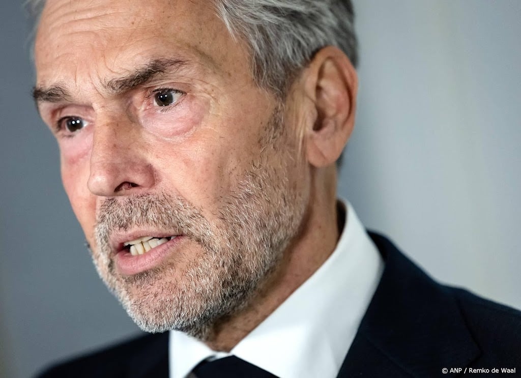 Schoof: niet méér buitenlandse troepen bij limiet leger Oekraïne