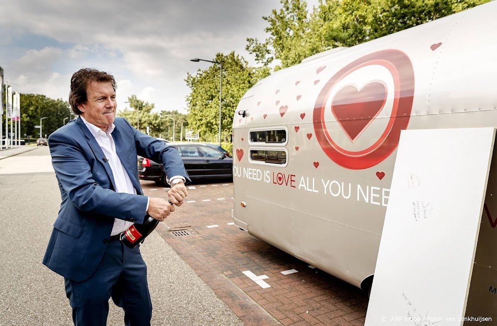 Ruim 2 miljoen kijkers voor kerstspecial All You Need Is Love
