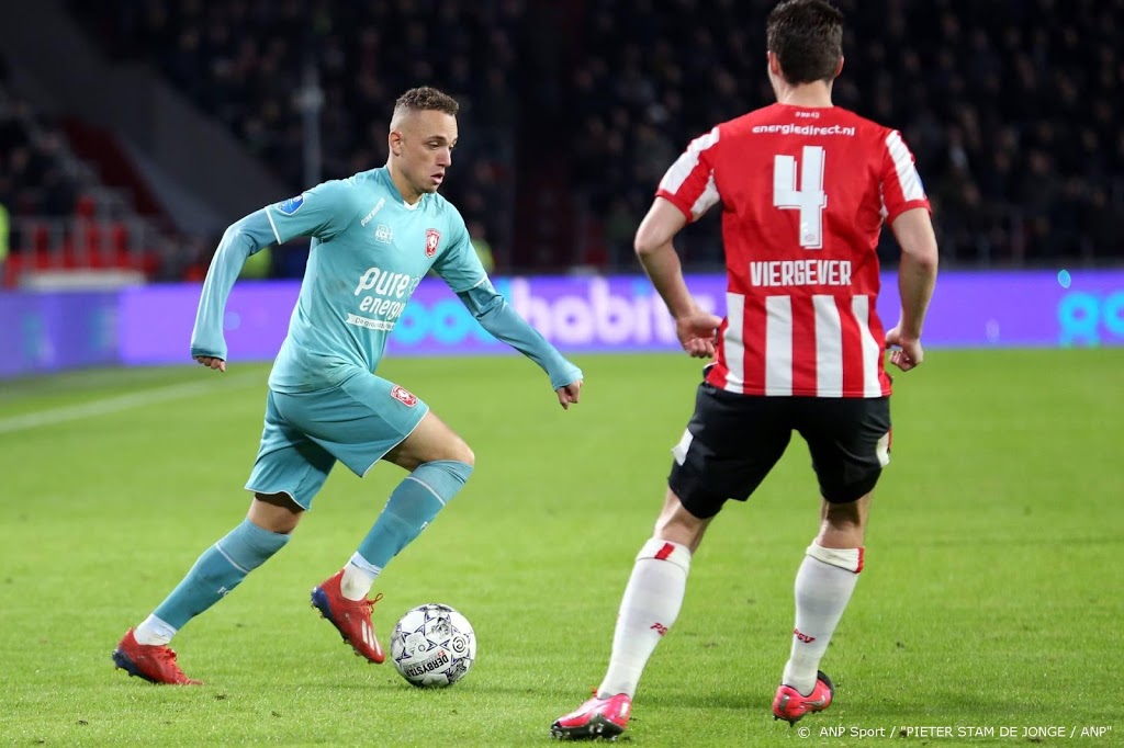 Debuterende Lang is met punt bij PSV nauwelijks blij