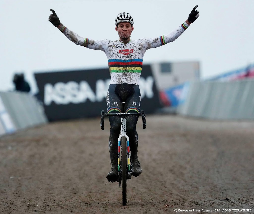 Van der Poel verwacht op WK sterkste snel voorop