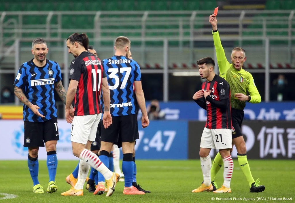 AC Milan verliest van Inter na rode kaart Ibrahimovic