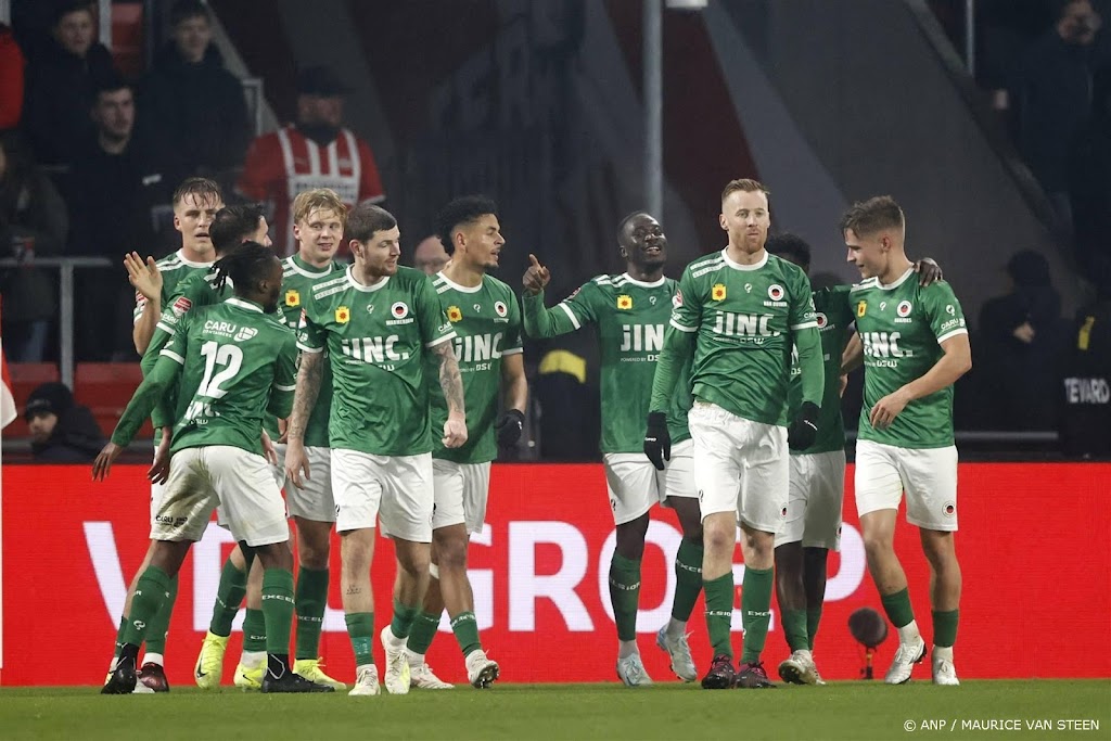 Excelsior vaster op de tweede plaats na zege op ADO 
