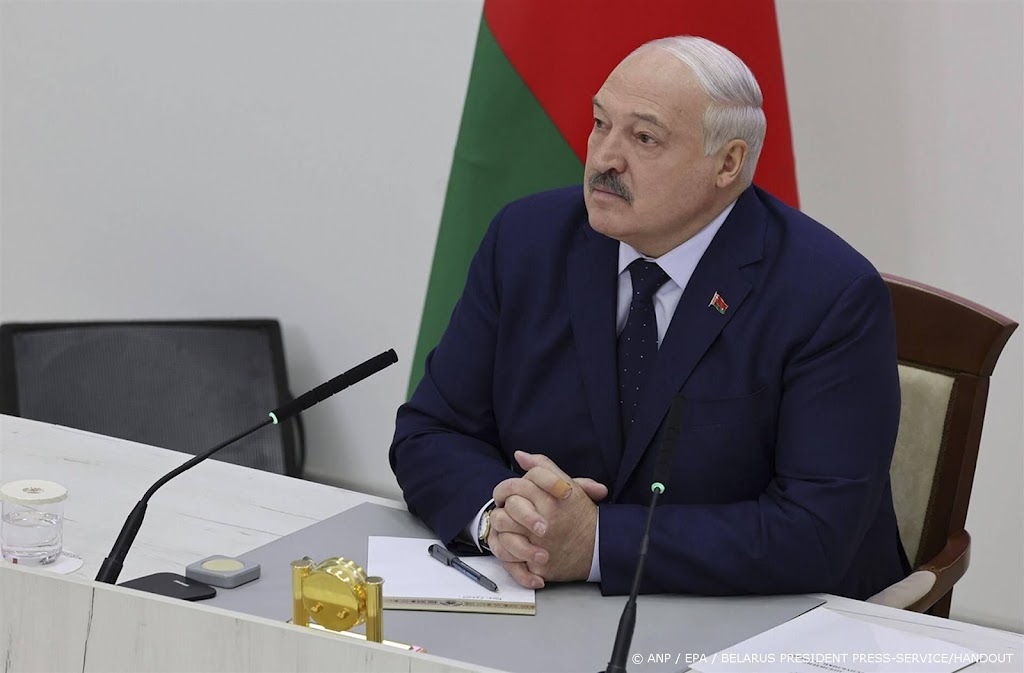 Exitpoll: Loekasjenko wint presidentsverkiezingen Belarus ruim
